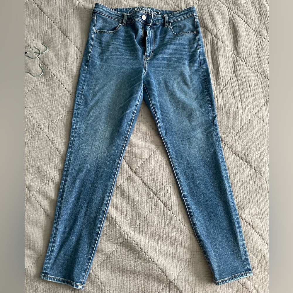 American Eagle 360° Next Level Stretch Jeans | Super High Rise | Size 14